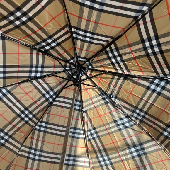 Burberrys Plaid Umbrella - Picture 4 of 6